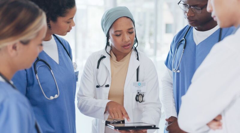 coordenador-de-enfermagem-urgencia-e-emergencia-carreirahospitalar