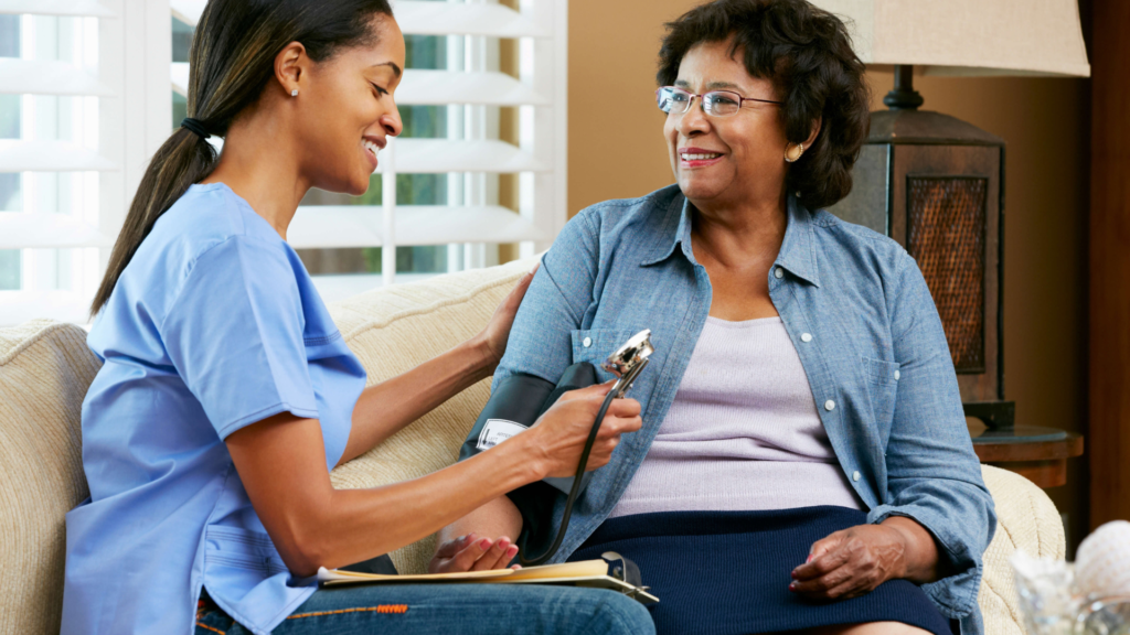 rm-saude-domiciliar-abre-vaga-para-tecnico-de-enfermagem-home-care-carreirahospitalar