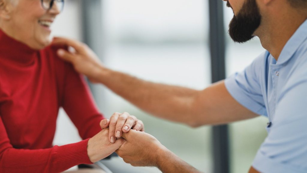 Como se tornar técnico de enfermagem: curso, estágio e Coren